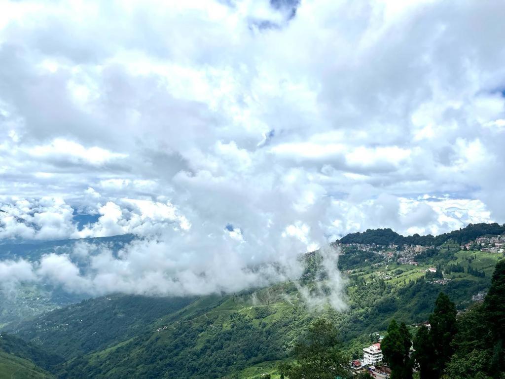 International Youth Hostel Darjeeling Νταρτζίλινγκ Εξωτερικό φωτογραφία